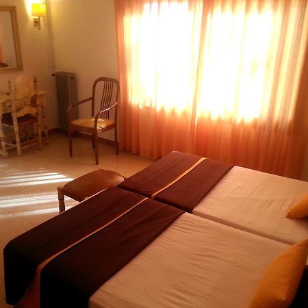 Hotel Hostal Del Sol Sant Feliu de Guíxols Luaran gambar