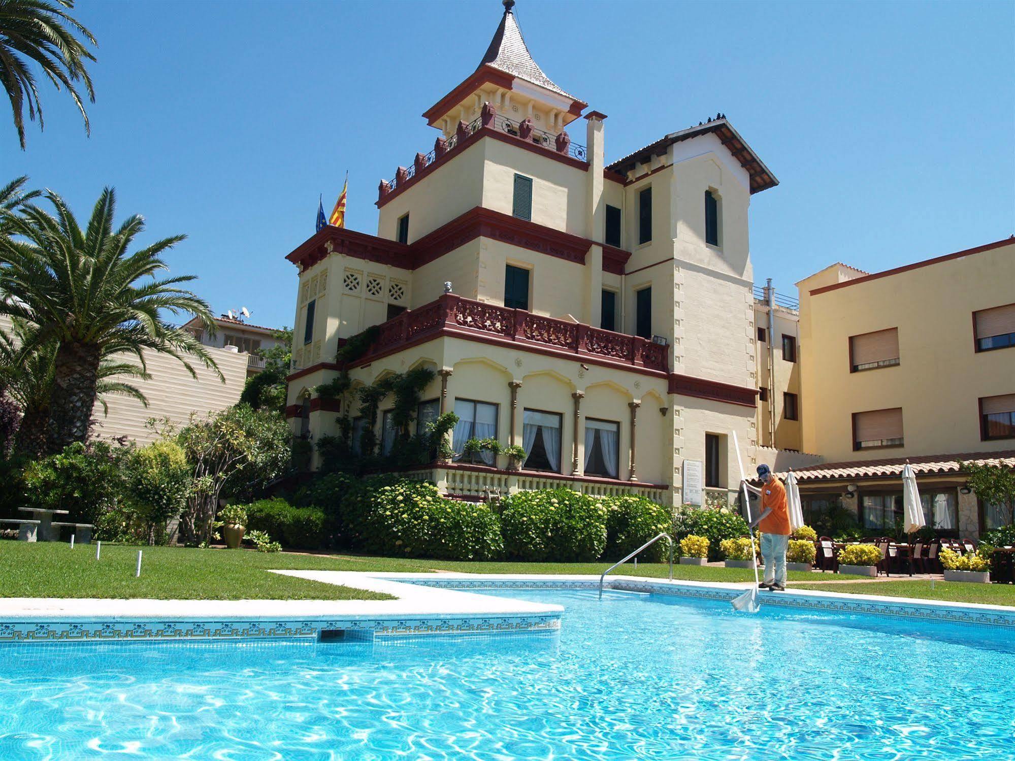 Hotel Hostal Del Sol Sant Feliu de Guíxols Luaran gambar